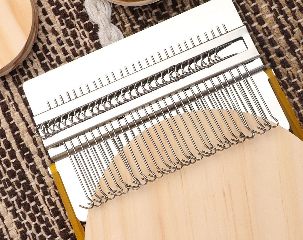 28 Hooks Mini Darning Loom Machine Weave Tool